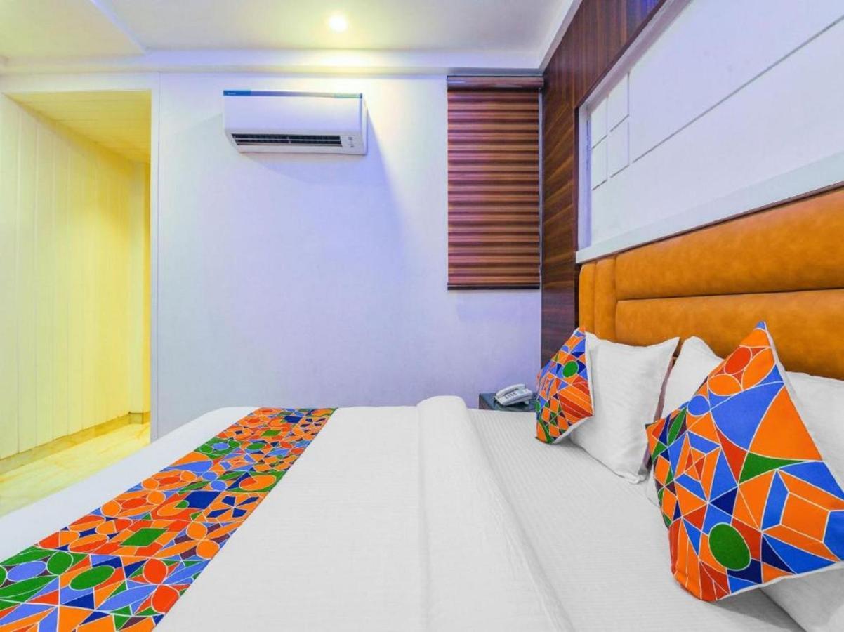 Del Fox Hotel, Delhi Airport Yeni Delhi Dış mekan fotoğraf