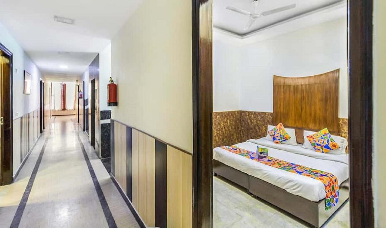 Del Fox Hotel, Delhi Airport Yeni Delhi Dış mekan fotoğraf