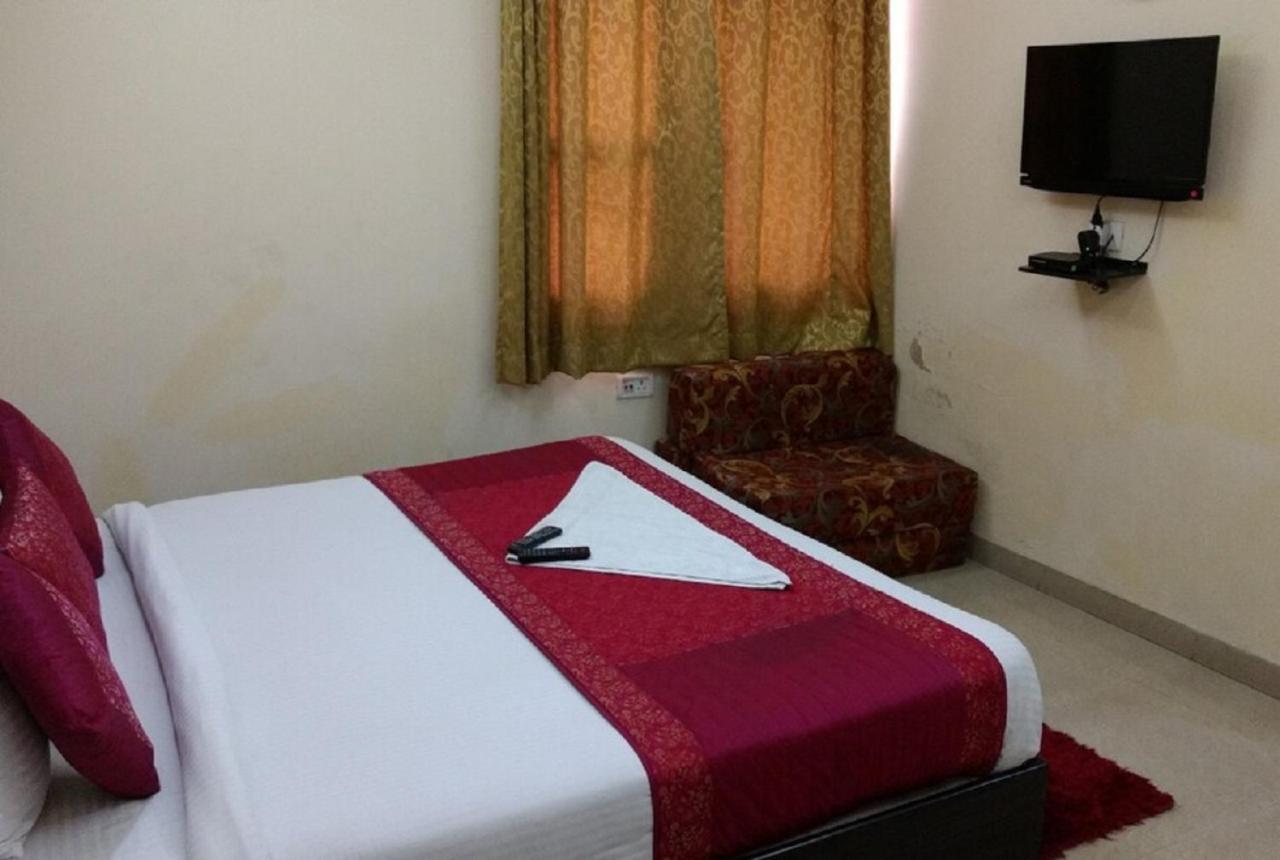 Del Fox Hotel, Delhi Airport Yeni Delhi Dış mekan fotoğraf