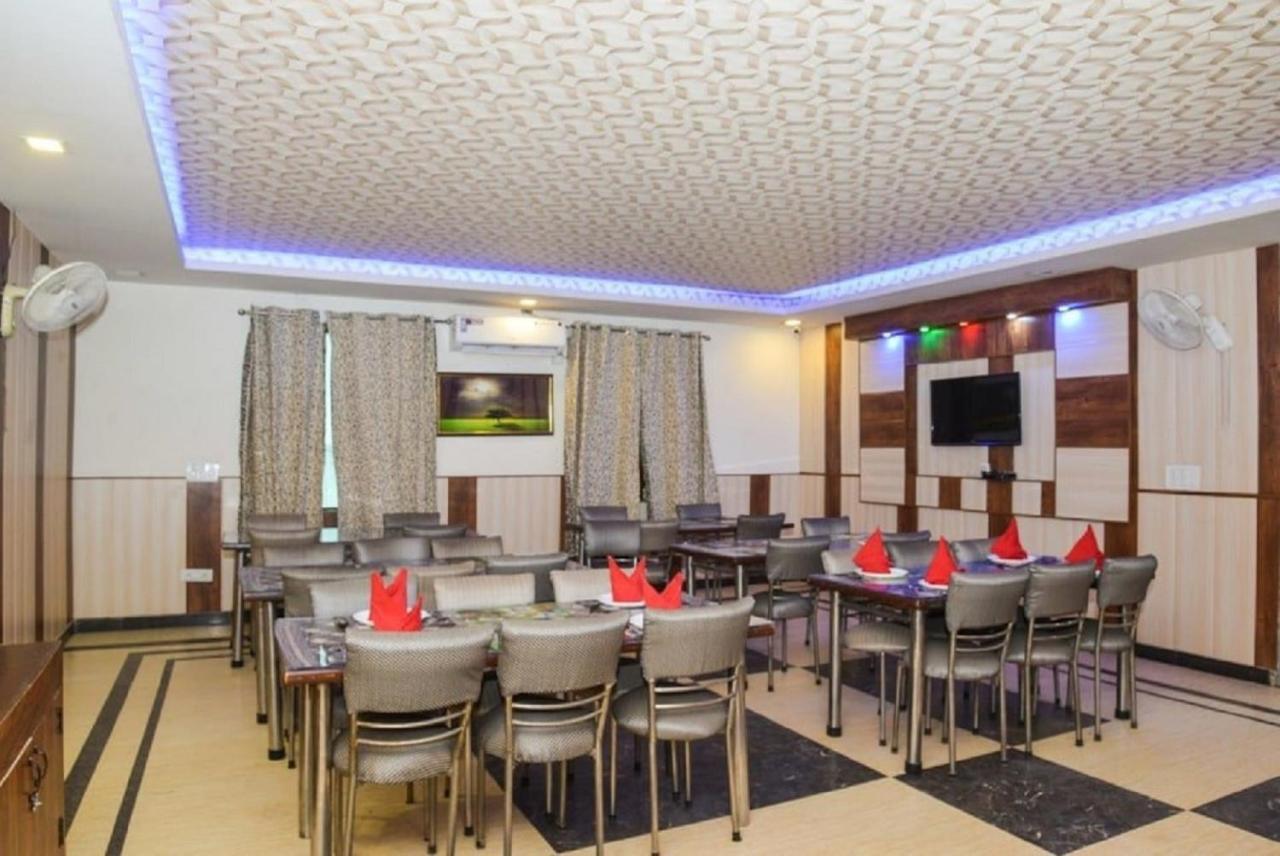 Del Fox Hotel, Delhi Airport Yeni Delhi Dış mekan fotoğraf