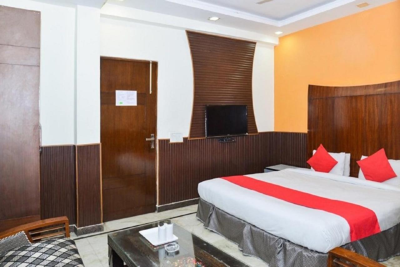 Del Fox Hotel, Delhi Airport Yeni Delhi Dış mekan fotoğraf